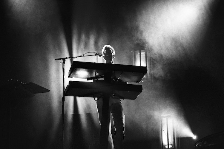 Andy Fletcher: Ni maestro ni sirviente